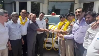 अलवर: भिवाड़ी में बेहतर पुलिसिंग व्यवस्था को लेकर बीएमए ने पुलिस अधीक्षक को सौंपी नई बोलेरो गाड़ी