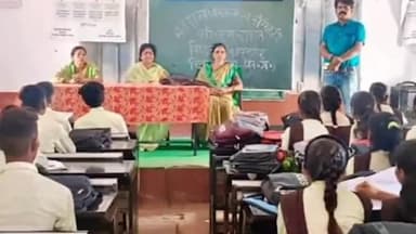 शाहनगर: मतदान जागरूकता टीम पहुंची शाहनगर सीएम राइज विद्यालय