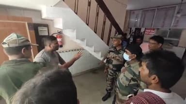 गोपालगंज: सदर अस्पताल की इमरजेंसी वार्ड में इलाज कराने आया युवक ने किया हंगामा, सूचना पाकर पहुंचे सुरक्षा गार्ड