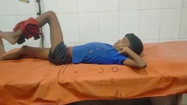 इकौना: भगवानपुर बनकट में 10 वर्षीय बालक को जहरीले पीछे ने मारा डंक, सामुदायिक स्वास्थ्य केंद्र में कराया भर्ती