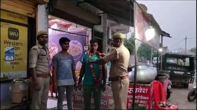 उतरौला: ऑपरेशन त्रिनेत्र के तहत सीसीटीवी कैमरा लगवाने वाले त्रिनेत्र मित्र को थाना सादुल्लानगर  की पुलिस ने किया सम्मानित