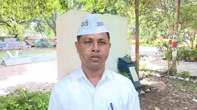 साथियों नक़लचियों से सावधान - असल कॉपी #अरविन्द केजरीवाल जी हमारे पास हैं उन पर भरोषा रखे आपके बच्चो के लिए अच्छे स्कूल,अच्छे अस्पताल , अच्छी पेंशन, अच्छा रोजगार, किसानो के लिए अच्छे मुआवजे की व्यवस्था सिर्फ़ अरविन्द जी ही करेंगे.