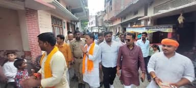 #घोसी विधानसभा उपचुनाव में भाजपा प्रत्याशी श्री दारा सिंह चौहान जी के समर्थन में ग्राम कोपागंज में सोनकर समाज के बीच जनसंपर्क कर भाजपा को वोट देने की अपील की।

#vinodsonkar #BJP4IND #Kaushambi #BJP4U