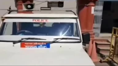 रतलाम नगर: माणक चौक पुलिस ने हरमाला रोड पानी की टंकी के पास सार्वजनिक स्थान पर शराब पीते युवक को किया गिरफ्तार