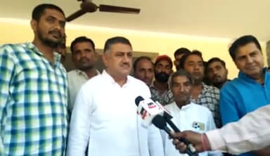 फलौदी: प्रदेश मुख्यमंत्री अशोक गहलोत के आगमन को लेकर कांग्रेस कार्यकर्ता व नेता लोगों की अधिक से अधिक भागीदारी जुटाने मे लगे