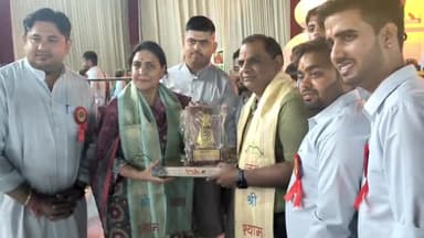 करनाल: रेलवेरोड खालसा स्कूल में श्रीश्यामसेवक मंडल की ओर से किया गया श्री श्याम कीर्तन का आयोजन पूर्व विधायक ने लिया आशीर्वाद