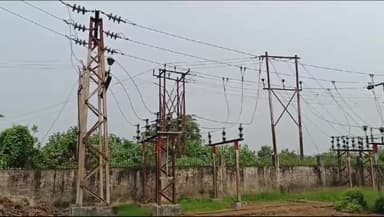 महाराजगंज: नगर पंचायत  परतावल के बल्लभ नगर वॉर्ड में  जांच में पकड़ी गई बिजली चोरी करने वाले को केस हुआ दर्ज