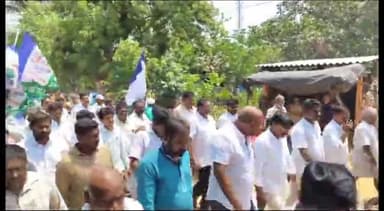 కావలి: ఆనెమడుగు గ్రామంలో వైఎస్‌ రాజశేఖర్‌రెడ్డి నూతన విగ్రహాన్ని ఆవిష్కరించిన ఎమ్మెల్యే ప్రతాప్‌కుమార్‌రెడ్డి