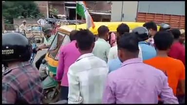 महाराजगंज: NH-730 पर टेढ़वा कुटी के पास मोटरसाइकिल ने साइकिल सवार छात्रा को मारी ठोकर, घायल को जिला अस्पताल भेजा गया