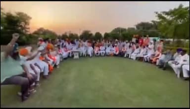 ਤਰਨਤਾਰਨ: ਕਸਬਾ ਚੋਹਲਾ ਸਾਹਿਬ ਵਿਖੇ 16 ਪਰਿਵਾਰ ਸਾਬਕਾ ਵਿਧਾਇਕ ਰਵਿੰਦਰ ਸਿੰਘ ਬ੍ਰਹਮਪੁਰਾ ਦੀ ਅਗਵਾਈ ਹੇਠ ਸ਼ੌਮਣੀ ਅਕਾਲੀ ਦਲ ਵਿਚ ਹੋਏ ਸ਼ਾਮਲ