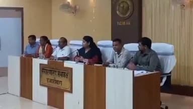 हज़ारीबाग: हजारीबाग, बरही, मांडू और बरकट्ठा विस क्षेत्र के 315 मतदान केंद्रों के नाम परिवर्तन के लिए प्रस्ताव पर सहमति