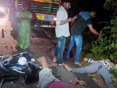 కొండపి: సింగరాయకొండ -కందుకూరు జాతీయ రహదారిపై లారీ బైక్ ఢీ.... ఇద్దరు యువకులు మృతి