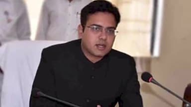 प्रयागराज: जिलाधिकारी संजय कुमार खत्री का हुआ तबादला, नवनीत सिंह चहल बनाए गए जिलाधिकारी प्रयागराज