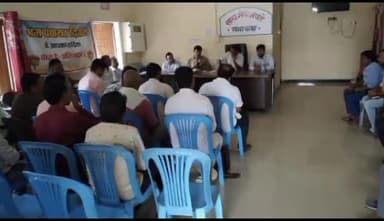 जतारा: जतारा जनपद सीईओ ने सरपंचों के साथ की बैठक, दिए आवश्यक दिशा-निर्देश