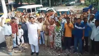 पंचकूला: कालका सहित जिला पंचकूला से हजारों कार्यकर्तागण जिलाध्यक्ष रंजीत उप्पल के नेतृत्व में भिवानी शपथ ग्रहण समारोह के लिए बसों