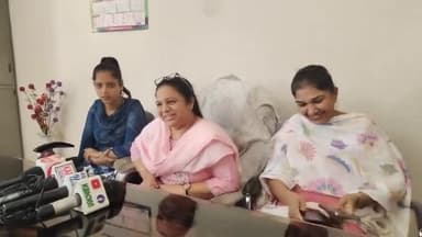 करनाल: वसंत विहार में ग्रामीण महिला कांग्रेस की जिलाध्यक्ष नवजोत कौर ने कहा- ₹200 गैस सिलेंडर पर कम करना चुनावी जुमला है