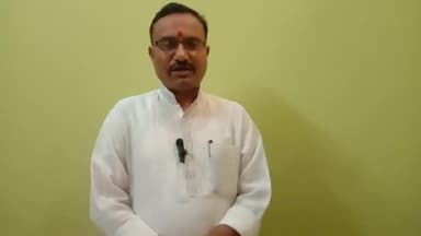 सभी देशवासियों को रक्षाबंधन की हार्दिक शुभकामनाएं बधाइयां डॉक्टर मधु पाल सिंह जनसत्ता दल लोकतांत्रिक झांसी