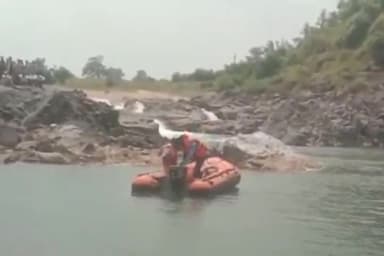 साईं खेड़ा: घोघरा दूधी नदी तट पर बरामद हुआ एक व्यक्ति का शव, कल से जारी थी तलाश