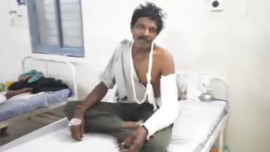 नरसिंहपुर: बाहू को मारने से मना करने पर किसानी वॉर्ड निवासी पुत्र ने खुद के ही पिता की कर दी डंडे से पिटाई पिता को आई गंभीर चोट