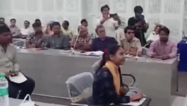 हिण्डोली: पंचायत समिति सभागार हिंडोली में डोर स्टेप काउंसलिंग शिविर का हुआ आयोजन, उपखंड अधिकारी रहे मौजूद