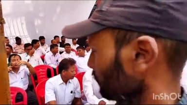 बिजनौर: हापुड़ मे वकीलो के साथ पुलिस द्वारा बर्बरता करने का आरोप लगाते हुए बिजनौर मे वकीलो ने हड़ताल कर किया प्रदर्शन।