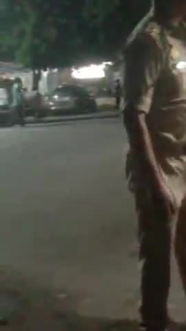 कानपुर: थाना कल्याणपुर क्षेत्र के महिला होटल तिराहे के पास देर रात एक नशेबाज दरोगा ने सड़क पर काटा उत्पादन 
वीडियो हुआ वायरल