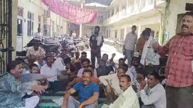 ਪਠਾਨਕੋਟ: ਅਖਿਲ ਭਾਰਤੀਆ ਸਫ਼ਾਈ ਮਜ਼ਦੂਰ ਯੂਨੀਅਨ ਨੇ ਸੀਵਰਮੈਨ ਤੇ ਹੋਏ ਹਮਲੇ ਨੂੰ ਲੈ ਕੇ ਨਿਗਮ ਦਫਤਰ ਦੇ ਬਾਹਰ ਦਿੱਤਾ ਧਰਨਾ