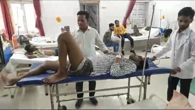 इटावा: जिला अस्पताल के इमरजेंसी वॉर्ड में भर्ती मरीज के ऊपर गिरा पंखा, मरीज हुआ घायल