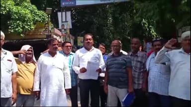 व्यापारियों ने पड़ाव से रामनगर रोड चौड़ीकरण के नाम पर उत्पीड़न का आरोप लगाते हुए दिया जिलाधिकारी को ज्ञापन