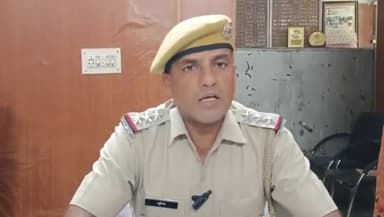 अलवर: अलवर मे हो रही बाइक चोरी की घटना पर अंकुश लगाने के लिए पुलिस ने तीन बाइक चोर गिरफ्तार कर चार बाइक की जप्त:SHO भूपेंद्र