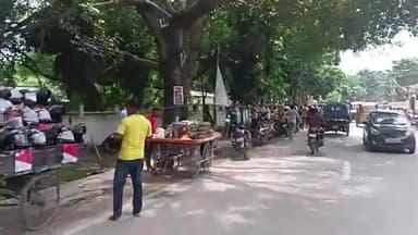 Madhepura medical college mein doctor aur Dalal nurse aur ward boy ki manmani chalti hai Aisa lagta hai hospital na hai