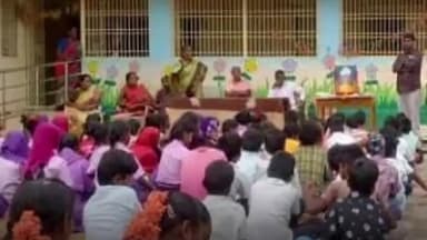 కొండపి: మర్రిపూడిలోని మండల ప్రజా పరిషత్ ప్రాథమిక పాఠశాలలో ఘనంగా ఉపాధ్యాయ దినోత్సవ వేడుకలు