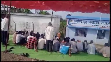 प्रभात पट्टन: मासोद में अघोषित बिजली कटौती को लेकर 23 ग्राम के किसानों ने प्रबंधन को सौपा ज्ञापन