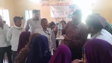 देवास नगर: देवास के ग्राम दीपगांव में वायरल डेंगू की स्थिति को नियंत्रित करने हेतु स्वास्थ्य विभाग की टीम 24 घंटे कर रही निगरानी