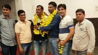 चित्तौड़गढ़: होड़ा  हनुमान जी मंदिर में इलेक्ट्रिक व्यापार संघ की हुई बैठक में समस्याओं पर विचार विमर्श के साथ कार्यकारिणी का ऐलान