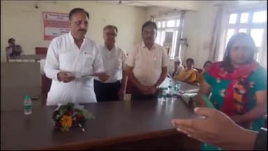 सहारनपुर: दिल्ली रोड स्थित जिला उद्योग प्रोत्साहन एवं उद्यमिता विकास केंद्र में विश्वकर्मा श्रम सम्मान योजना के तहत हुआ कार्यक्रम