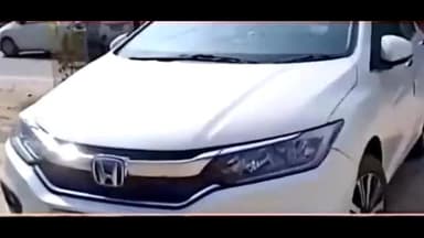 अलवर: एनबी थाना अंतर्गत नमन होटल के पास अज्ञात चोर एक कार से ₹40 हजार की नगदी व दस्तावेज लेकर हुए फरार