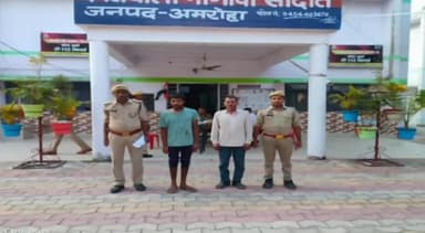 नौगावां सादात: पुलिस ने गांव जाजरू से दो लोगों को गिरफ्तार कर शांति भंग में किया चालान