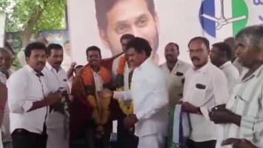 కొండపి: మర్రిపూడి మండలం కాకర్ల పంచాయతీ ఉప సర్పంచ్ పదవి వైకాపా కైవశం