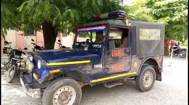 इटावा: बसरेहर इलाके में मारपीट में घायल युवक की मौत की अफवाह पर अस्पताल पहुंचे सीओ व थानाध्यक्ष, घायल की ली जानकारी