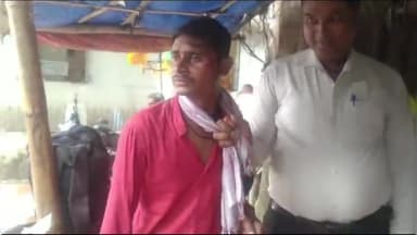 कटिहार: कटिहार कोर्ट परिसर में बाइक चोरी करते एक चोर को पकड़ा, किया पुलिस के हवाले