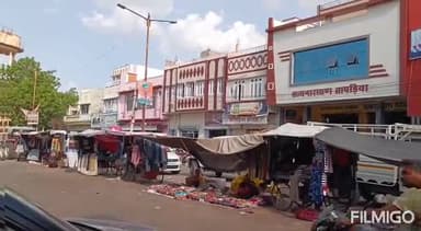 नोखा: खाद्य सुरक्षा की टीम अचानक पहुंची नोखा, करीब आधा दर्जन दुकानों से लिए सैंपल