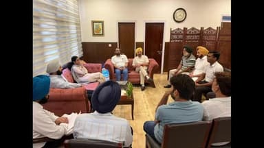 ਪਟਿਆਲਾ: ਸ਼ਹਿਰ ਵਿਖੇ ਵਿਧਾਇਕ ਅਜੀਤਪਾਲ ਸਿੰਘ ਕੋਹਲੀ ਅਤੇ ਨਗਰ ਨਿਗਮ ਕਮਿਸ਼ਨਰ ਨੇ ਪੁਰਾਣੇ ਬੰਦ ਬਸ ਸਟੈਂਡ ਦੇ ਦੁਕਾਨਦਾਰਾਂ ਨਾਲ ਕੀਤੀ ਮੀਟਿੰਗ