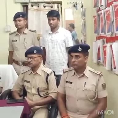 कलेर: देसी कट्टा के साथ चार नाबालिक
युवकों को मेहंदिया पुलिस ने किया गिरफ्तार