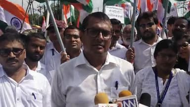 पटवारीयो ने तिरंगा यात्रा निकालकर कलेक्टर को दिया ज्ञापन