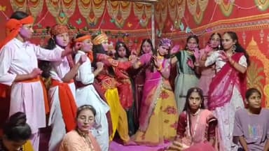 नोखा: श्रीकृष्ण जन्माष्टमी पर शहर में अनेक स्थानों पर सजाई गई मनमोहक झांकियां