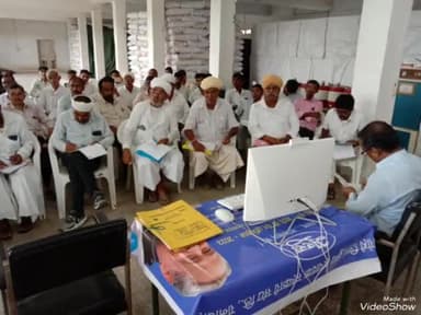 रानीवाड़ा: रानीवाड़ा सरस डेयरी में कार्यशाला का हुआ आयोजन,डेयरी के सचिव अध्यक्ष सहित दुग्ध उत्पादकों ने लिया भाग।