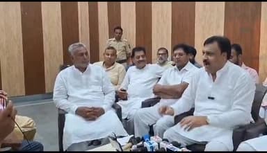 सिरसा: सिरसा बेगू रोड स्थित कांग्रेस भवन में मीडिया से मुखातिब हुए हरियाणा कांग्रेस के प्रदेश सीनियर प्रवक्ता बजरंग गर्ग