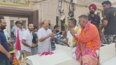 ਪਟਿਆਲਾ: ਨਾਭਾ ਗੇਟ ਵੱਲੋਂ ਸ੍ਰੀ ਕ੍ਰਿਸ਼ਨ ਜਨਮ ਅਸ਼ਟਮੀ ਦੇ ਤਿਉਹਾਰ ਮੌਕੇ ਰੱਥ ਯਾਤਰਾ ਕੱਢੀ,  ਸਮਾਜਸੇਵੀ ਭਗਵਾਨ ਦਾਸ ਜੁਨੇਜਾ ਨੇ ਹਾਜਰੀ ਲਗਵਾਈ