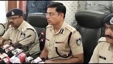 जबलपुर: गोहलपुर थाना क्षेत्र में मोबाइल छीनने वाला एक्सेस सवार लुटेरा गिरफ्तार, छीना हुआ मोबाइल एवं प्रयुक्त एक्सेस वाहन जप्त